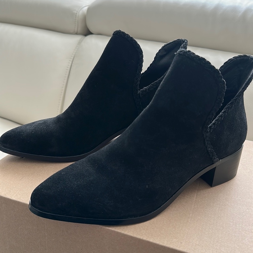 Lucky Brand Black suede booties